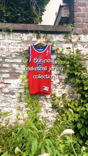 Video post from dotnsquare_vintage.