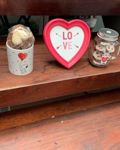 Carousel post from la_gifteria.