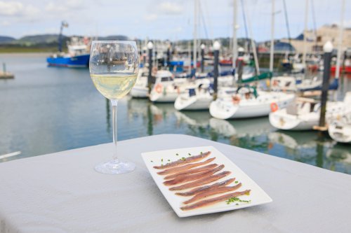 Carousel post from cantabriaturismo.