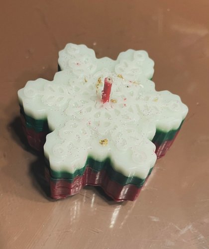 Carousel post from la_gifteria.