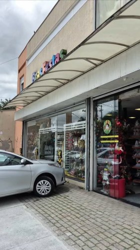 Video post from brasfestas.