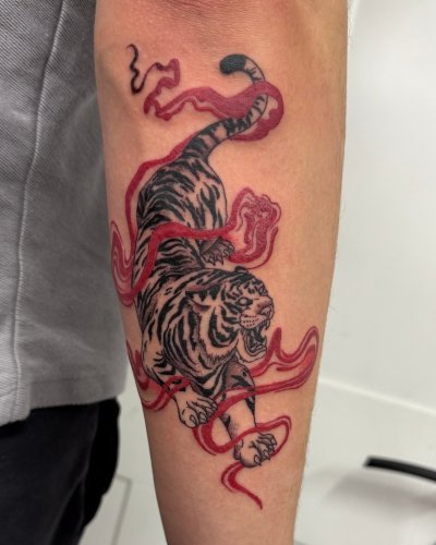 Photo post from lovetattoossandhurst.