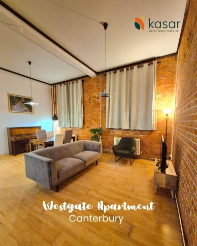 Carousel post from kasarstays.