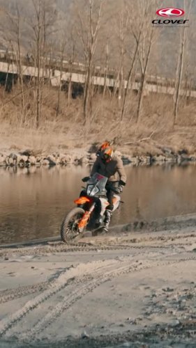 Video post from motomax.