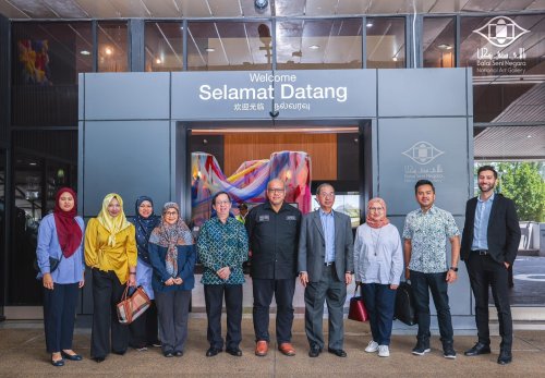 PostPhoto