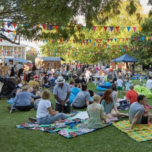 Carousel post from visitalburywodonga.