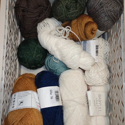 Carousel post from strikkedillogdall.