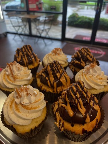 Photo post from smallcakestyler.