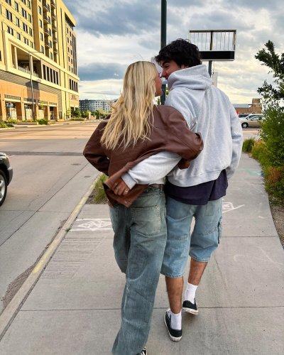 Carousel post from avacteller.