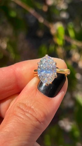 Video post from annelizabethjewelry.