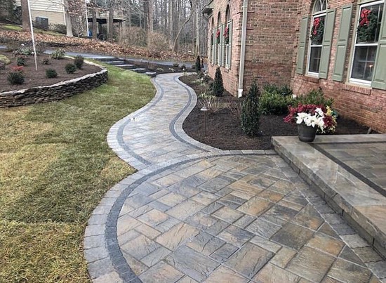 Carousel post from techobloc.