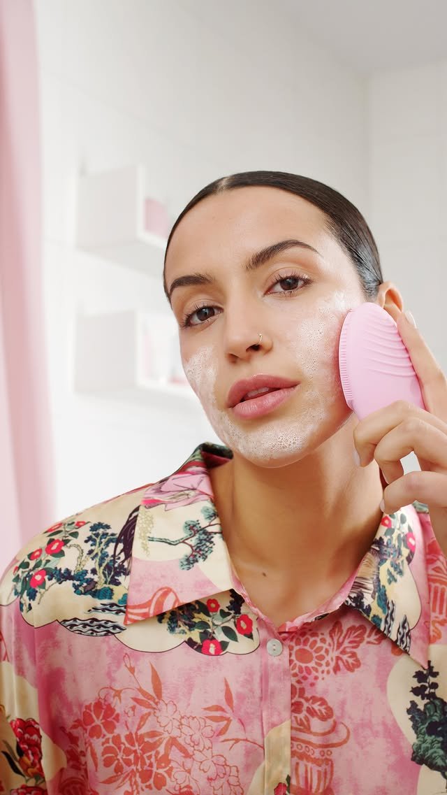 FOREO LUNA™ 4 | Smart Facial Cleansing Device