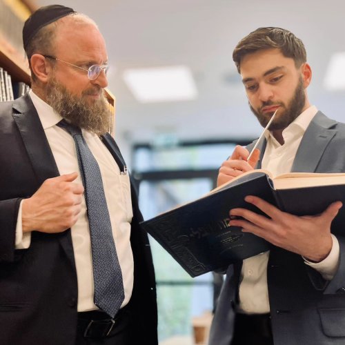 Photo post from derechyeshiva.