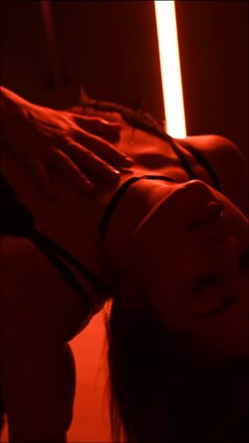 Video post from poledance_krasnodar.