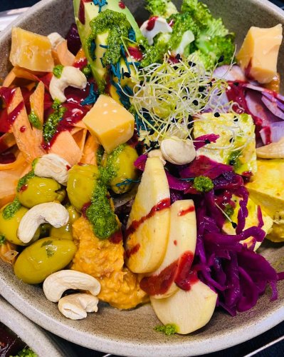 Photo post from miditreizepontarlier.