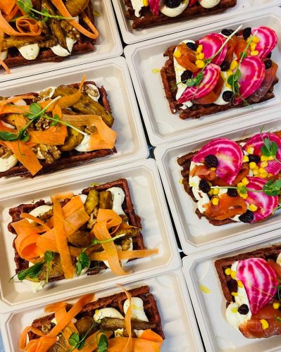 Carousel post from miditreizepontarlier.