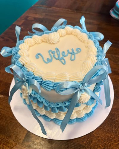 Photo post from smallcakestyler.