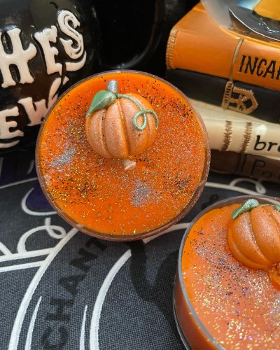 Carousel post from margaritabloom.