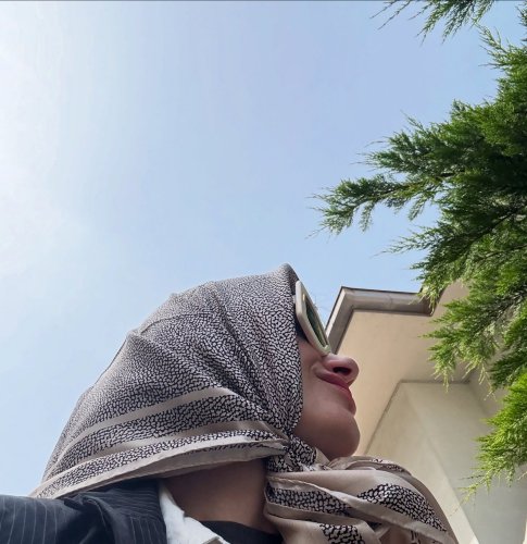 Carousel post from soniajamp.