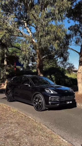 Video post from maxouzasprestige.
