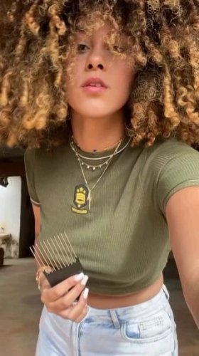 Video post from mixedchickshair.