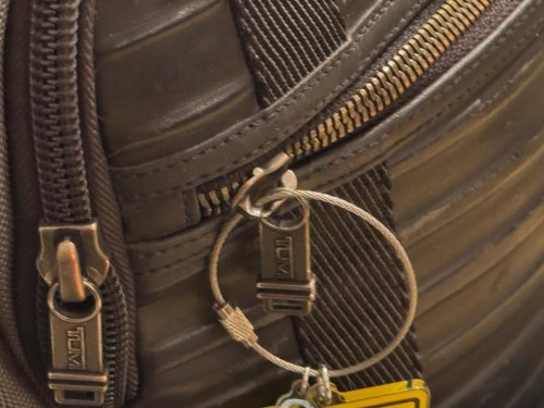 Carousel post from tantan_n.