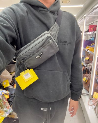 Carousel post from thekennyshop.