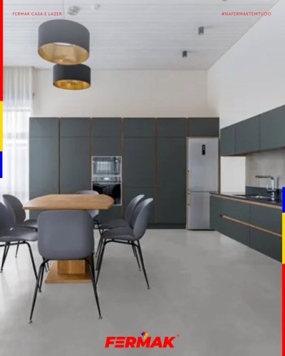 Carousel post from fermakoficial.