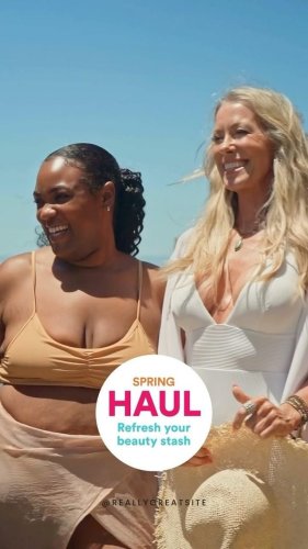 Video post from mixedchickshair.