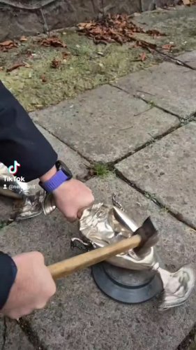 Video post from nemagnit.company.