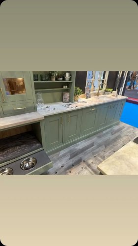 Video post from ellocoworktops.