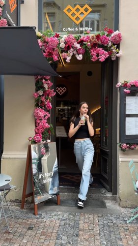 Video post from coffeeandwafflescz.