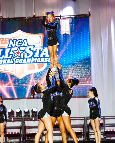 Carousel post from harpergrace____.