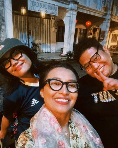 PostPhoto