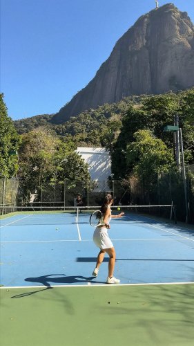 Video post from liveoficial.