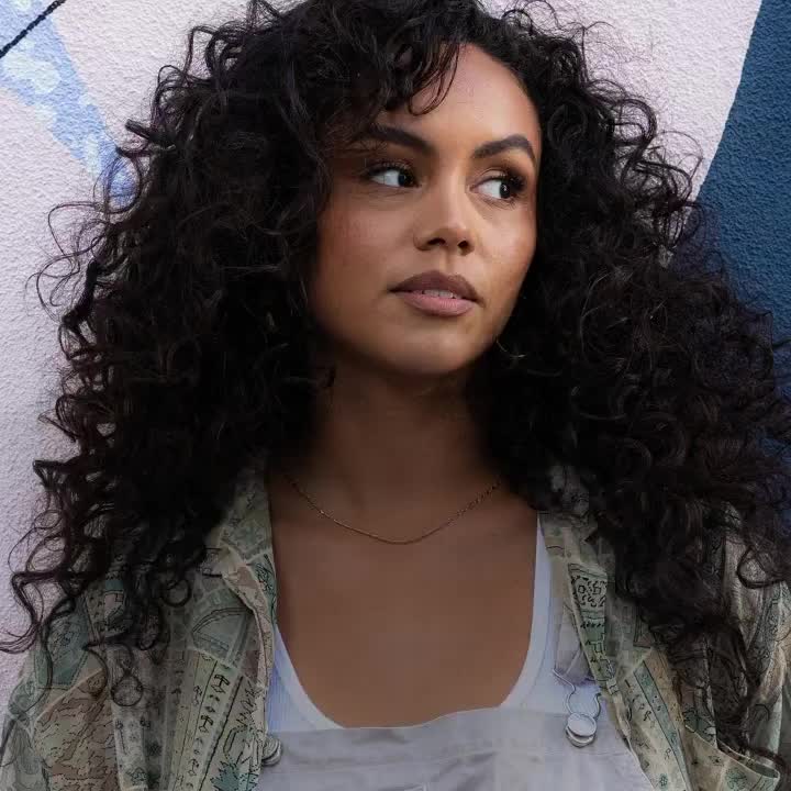 Video post from mixedchickshair.