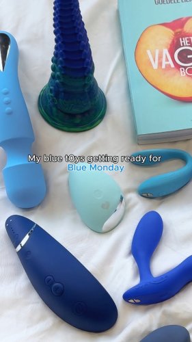 Video post from lovehoneyofficial.