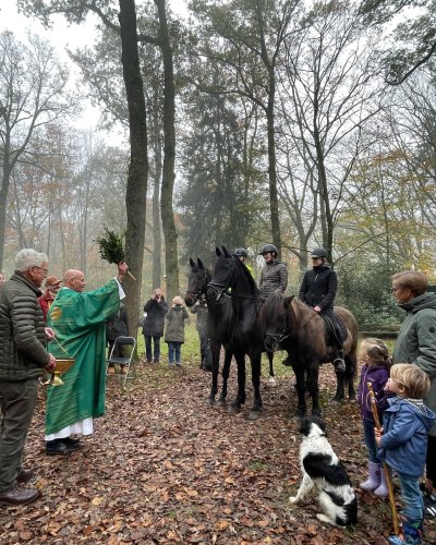 Carousel post from visitoirschot.