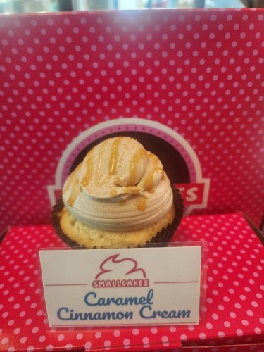 Photo post from smallcakestyler.