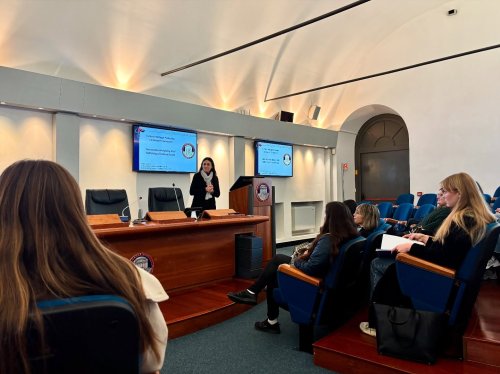 Carousel post from aur_arts.