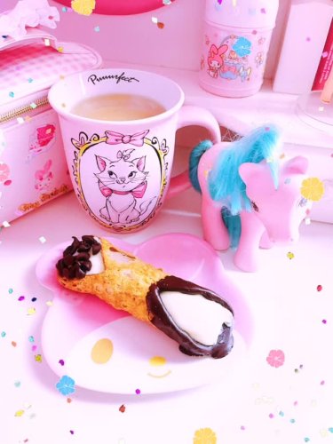 Video post from margaritabloom.