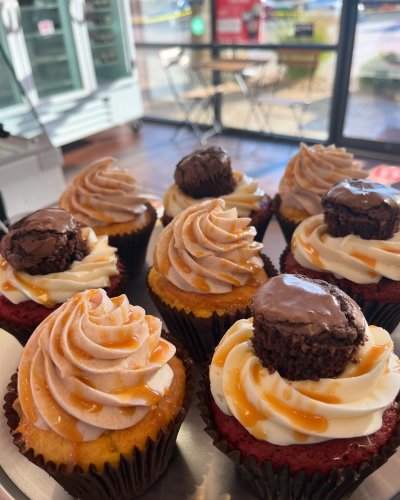 Photo post from smallcakestyler.