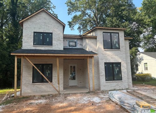 Carousel post from qcflippers.