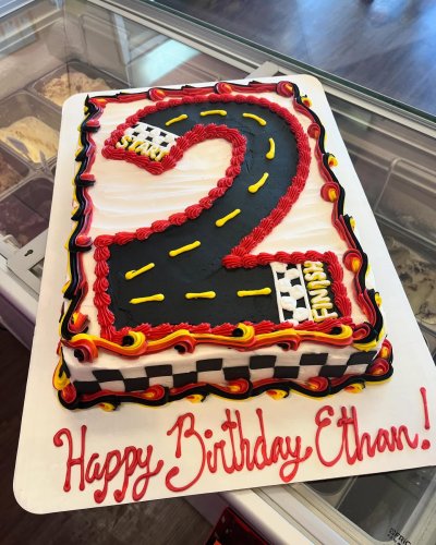 Photo post from smallcakestyler.