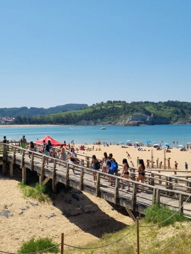 Carousel post from ellacuriazurbaranbhi.