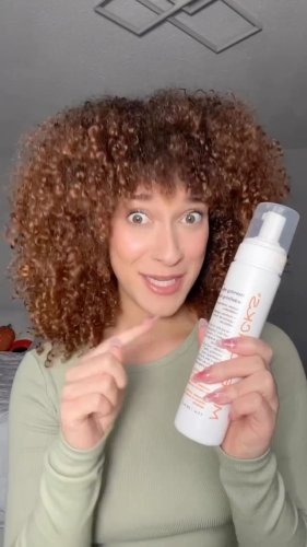 Video post from mixedchickshair.