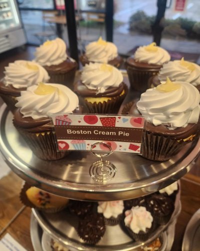 Photo post from smallcakestyler.