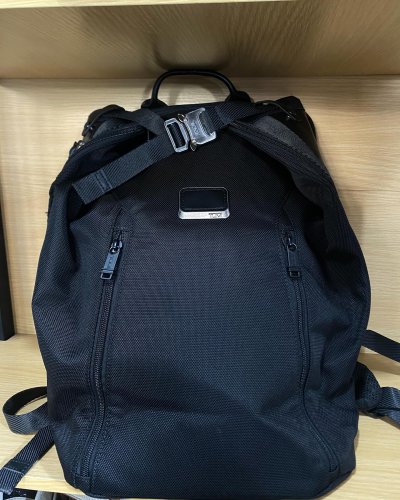 Carousel post from goodsprelovedbdg.