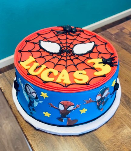 Photo post from smallcakestyler.