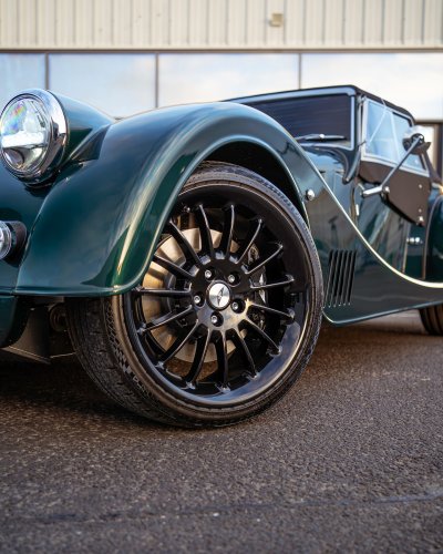 Carousel post from spotlessdetailing_group.